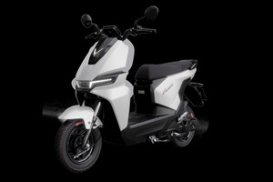 Lộ toàn bộ thông tin 2 mẫu xe máy điện VinFast sắp ra mắt: Giá chỉ hơn 10 triệu đồng, dùng pin LFP