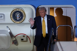 Ông Trump 'mở cửa' với Trung Quốc: Tuyên bố có thể giảm thuế một nhóm hàng trước cuộc gặp với ông Tập Cận Bình