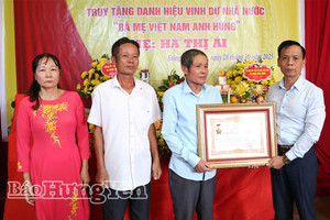 Truy tặng danh hiệu Bà mẹ Việt Nam anh hùng cho mẹ Hà Thị Ái
