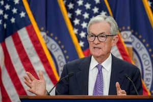 Fed ‘dội gáo nước lạnh’ vào kỳ vọng hạ thêm lãi suất vào tháng 12