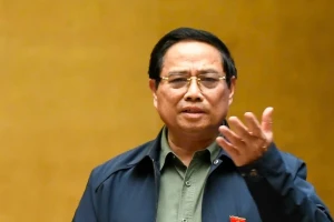 Thủ tướng Chính phủ: Sẽ cân đối để tăng lương sớm hơn