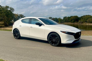 Trải qua bài học nhớ đời, chủ xe Mazda3 tại Hà Nội vạch trần kẻ 'hút máu' ắc quy do chính mình rước về