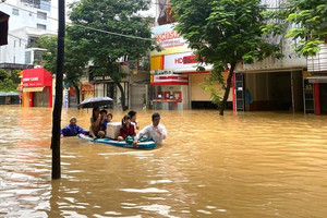 Mưa lũ khiến 14 người chết, hỗ trợ khẩn cấp 350 tỷ đồng cho Huế, Quảng Trị, Quảng Ngãi