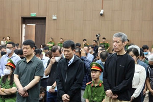 'Lao động tự do' Bùi Văn Huynh khai nguồn gốc số tiền 420 tỷ đồng cầm đi đánh bạc tại khách sạn Pullman