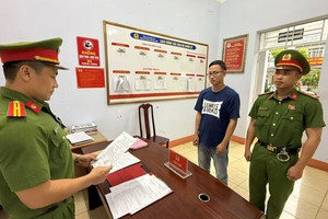 Khởi tố, bắt 1 Phó Trưởng phòng ngân hàng