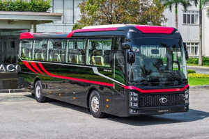 THACO ra mắt Cruizer 120S thế hệ mới: ‘Siêu bus’ 29 chỗ hạng sang, mạnh mẽ hơn, tiết kiệm hơn