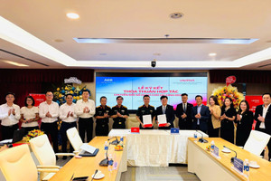 ACB bắt tay Viettel thúc đẩy chuyển đổi số cho doanh nghiệp và hộ kinh doanh