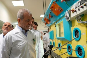 Iran tuyên bố sẽ tái thiết các cơ sở hạt nhân