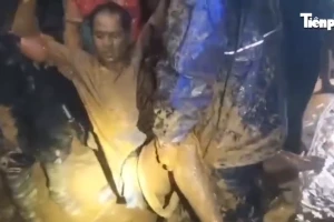 Sập quả đồi, vùi lấp hoàn toàn 6 nhà dân