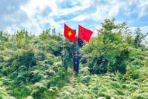 Đất nước giáp nhiều quốc gia nhất hành tinh, có biên giới dài hơn 1.400km với Việt Nam