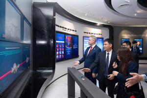 Lãnh đạo quốc gia có GDP hơn 900 tỷ USD khẳng định Viettel là niềm cảm hứng cho doanh nghiệp nước này