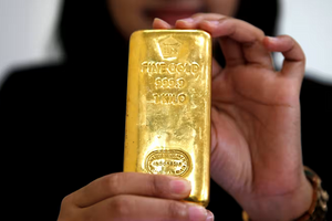 Sáng 4/11: Giá vàng giảm hàng loạt, chuyên gia vẫn giữ kịch bản lạc quan