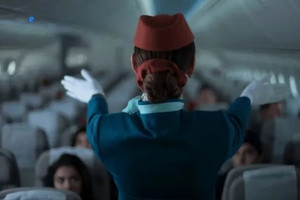 Hãng hàng không giá rẻ gây bão khi tuyển nữ tiếp viên đến 40 tuổi, ưu tiên đã có chồng con