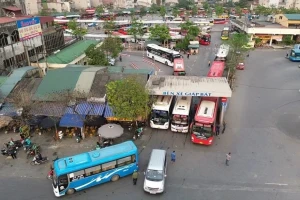 Hà Nội đồng loạt kiểm tra xe đưa đón học sinh