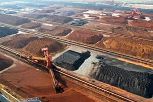 Chưa từng có trong lịch sử: Tập đoàn khai khoáng lớn nhất thế giới chiều ý Trung Quốc chọn thanh toán 1 phần bằng nhân dân tệ thay vì USD