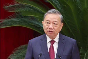 Trung ương nhất trí cao nhân sự giới thiệu tham gia Bộ Chính trị, Ban Bí thư khóa XIV