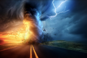 Khoa học lý giải vì sao bão mùa thu ngày càng dữ dội và khó lường hơn bão mùa hè