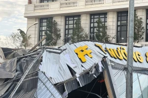 Bão số 13 Kalmaegi khiến 5 người chết, hơn 2.500 nhà hư hỏng