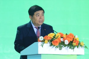 Phát triển bán dẫn: Việt Nam đi sau nhưng nỗ lực 'đuổi kịp, tiến cùng và vượt lên'