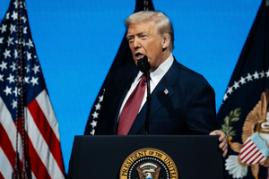 Ông Trump cảnh báo thảm họa sẽ giáng xuống nước Mỹ, kéo cả thế giới vào suy thoái