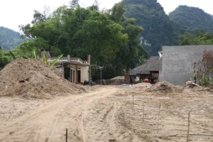 Chốt phương án đấu giá 100.000 khối cát tràn vào làng sau bão lũ ở Lào Cai