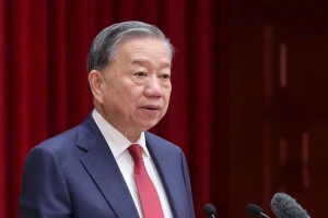 Xây dựng dự thảo nghị quyết về các giải pháp chiến lược thúc đẩy tăng trưởng kinh tế '2 con số'