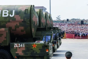 Trung Quốc: Mỹ phải cắt giảm kho vũ khí trước khi yêu cầu đàm phán hạt nhân