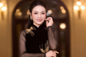 Nữ ca sĩ duy nhất đạt chuẩn Phó Giáo sư năm 2025: ‘Nữ hoàng nhạc dân gian’, là Tiến sĩ, NSƯT, Trưởng khoa trường nhạc hàng đầu Việt Nam