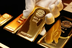 Giá vàng sáng 10/11: Mở đầu tuần mới trong xu hướng tăng mạnh