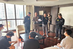 Bắt 4 ‘trùm’ lừa đảo người Trung Quốc