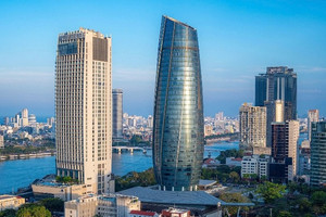 Không chỉ hút du lịch, thành phố này đang là mảnh đất hứa cho các nhà đầu tư nội-ngoại, dòng vốn đổ vào tăng cao kỷ lục