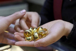 Đem bán 2 cây vàng do cha để lại, người đàn ông bất ngờ bị công an triệu tập