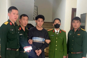 Bắt khẩn cấp Phạm Đức Phương giữa trung tâm thương mại