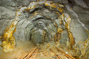 Chuyên gia thăm dò khu vực hơn 50km2, phát hiện mỏ vàng 70 tấn sau 10 năm tìm kiếm, giá trị vượt 185.000 tỷ