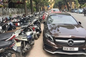 Hà Nội kiểm tra, chấn chỉnh hoạt động trông giữ phương tiện, lấn chiếm lòng đường