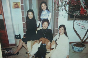 NSƯT xuất thân trong gia đình hiếm có, là mẹ của 3 'đại mỹ nhân' màn ảnh Việt, nay không còn nhận ra con gái út