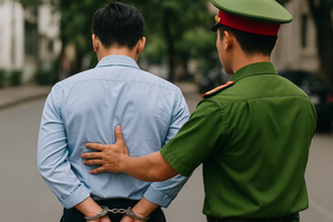 Khởi tố Phó Viện trưởng VKSND sinh năm 1964