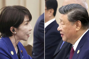 Thủ tướng Nhật phá vỡ tiền lệ, Trung Quốc ra cảnh báo khẩn