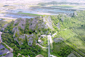 Việt Nam có một hang động từng nằm sâu dưới đáy biển, được mệnh danh là 'pháo đài đá' trong kháng chiến