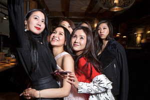 Khoa học tiết lộ sự khác biệt trên gương mặt người giàu và người nghèo