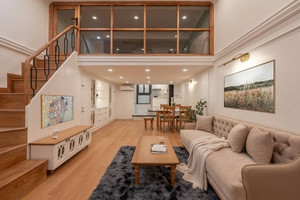 Căn phòng gần 100 năm tuổi trên phố Hàng Bồ khoác diện mạo Farmhouse thơ mộng