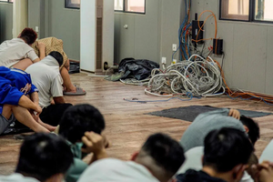 Myanmar triệt phá thêm đường dây lừa đảo: Bắt 346 người nước ngoài, tịch thu gần 10.000 điện thoại