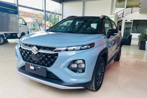 Suzuki Fronx lần đầu hạ giá sau khi bán chính thức, Toyota Raize và Kia Sonet có đối thủ mạnh, rất dễ bị ‘soán ngôi’