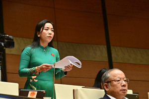 ĐBQH băn khoăn khi giao quyền tuyển dụng giáo viên cho chủ tịch xã