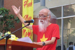 Gia đình trí thức nổi tiếng bậc nhất Việt Nam: Bố là PGS có bài Toán Olympic quốc tế, 3 con gái đều là lãnh đạo trường