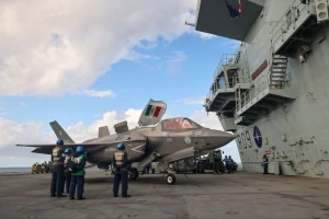 NATO tập trận quân sự