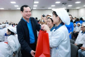 Tết Bính Ngọ 2026: Những lao động nào được nhận hỗ trợ 1 triệu đồng?