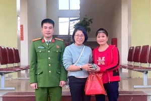 Chuyển khoản nhầm 400 triệu đồng, người phụ nữ được công an hỗ trợ nhận lại