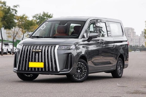 Mẫu MPV 7 chỗ là ‘tiểu Kia Carnival’ giá hơn 600 triệu: Ghế chỉnh điện, trang bị bàn gấp, âm thanh xập xình, có cả bản xăng và điện tuỳ chọn