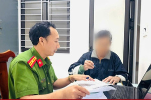 Giải cứu ông N.T.K., 67 tuổi bị 'bắt cóc online'